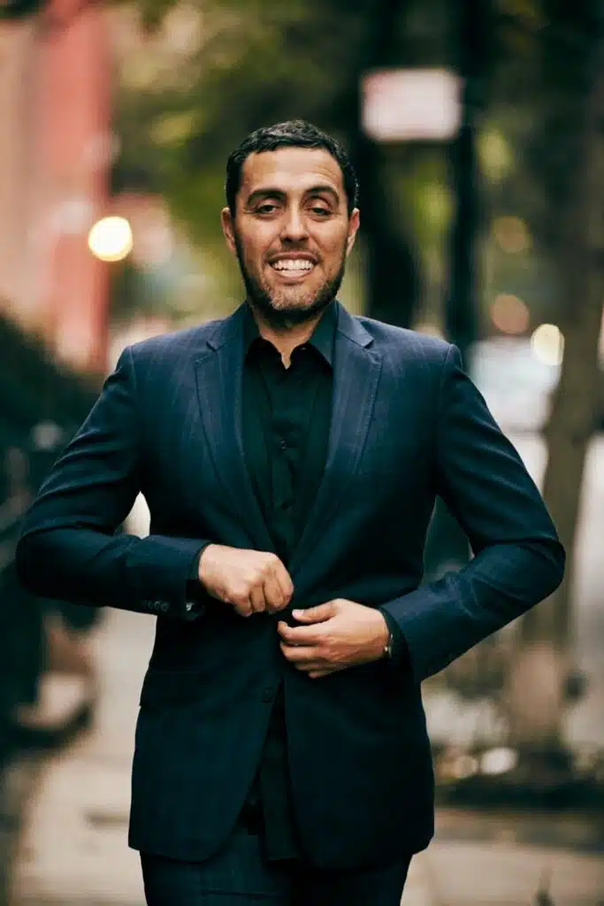 inspirational speakers for corporate events
